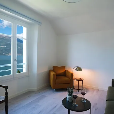 Gina * Varenna