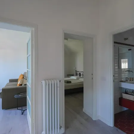Apartament Gina *
